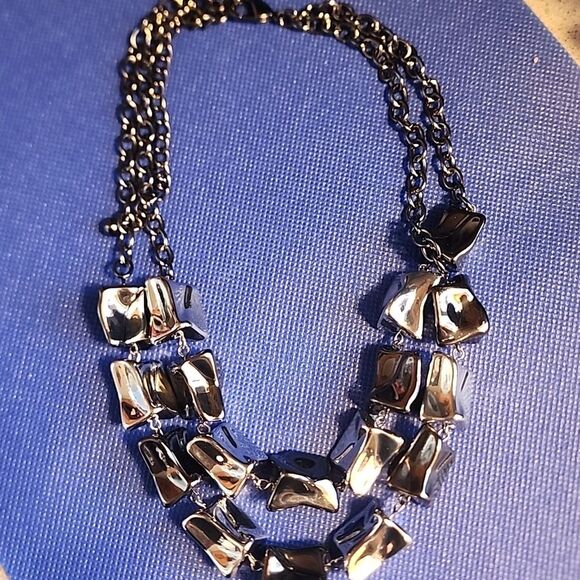 Lane Bryant 18 Inch Metallic Necklace With Silver Toned Stones - Picture 2 of 5